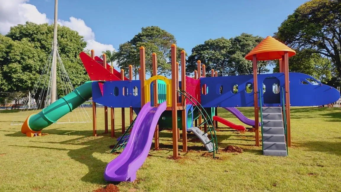 Playground Avião das Aventuras - RBplayground